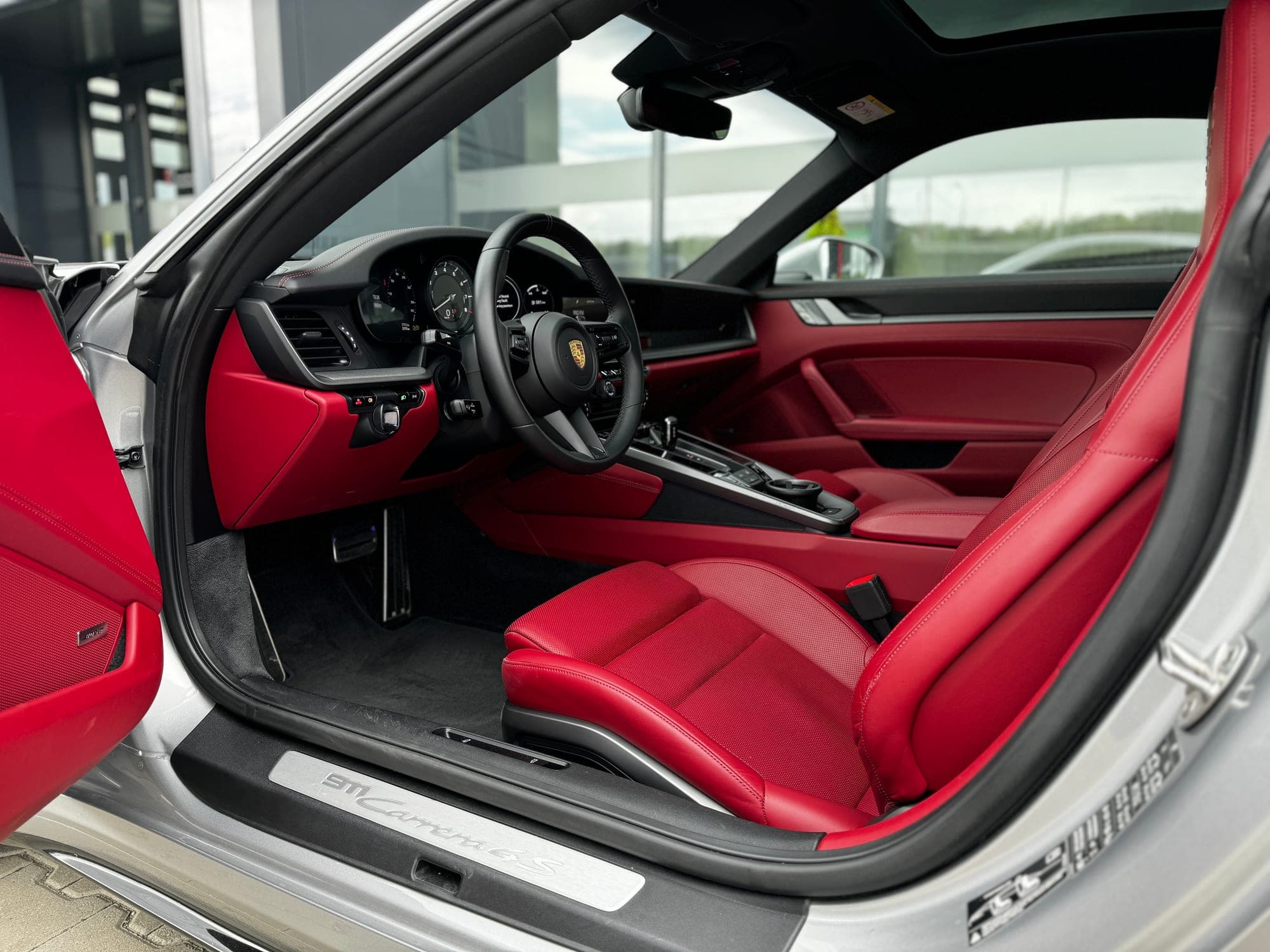 Porsche 911 livrat — selecție 992tst Sibiu · 14