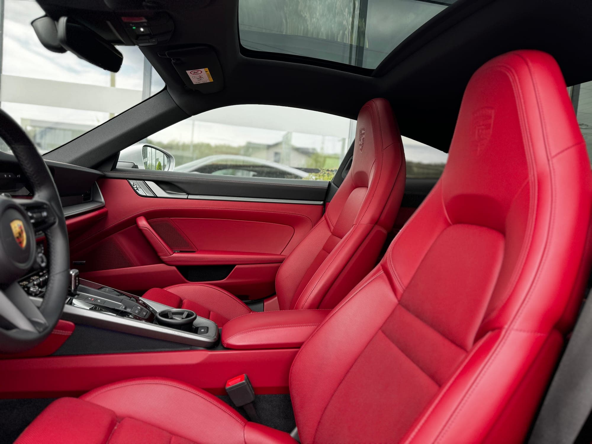 Porsche 911 livrat — selecție 992tst Sibiu · 15