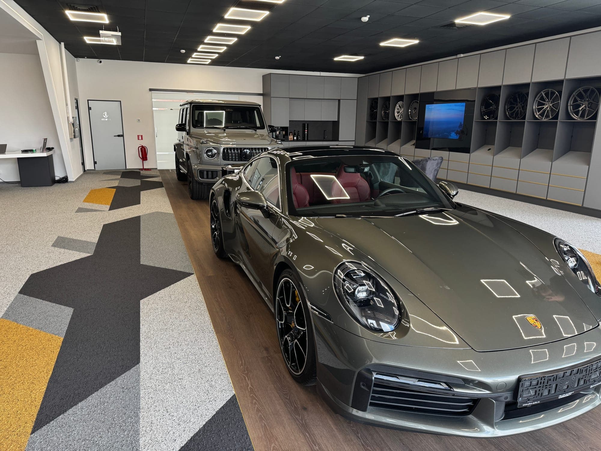 Porsche 911 livrat — selecție 992tst Sibiu · 37