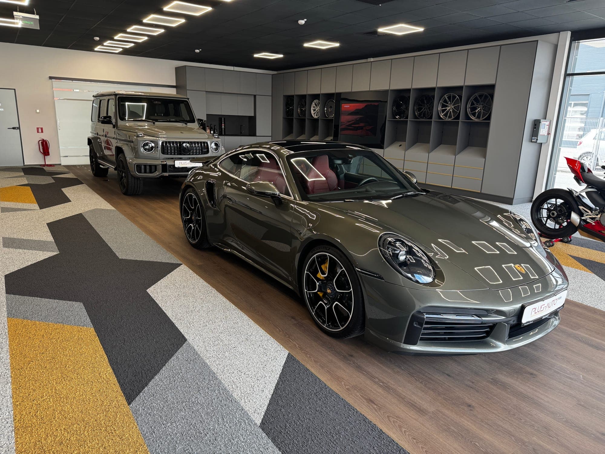 Porsche 911 livrat — selecție 992tst Sibiu · 39