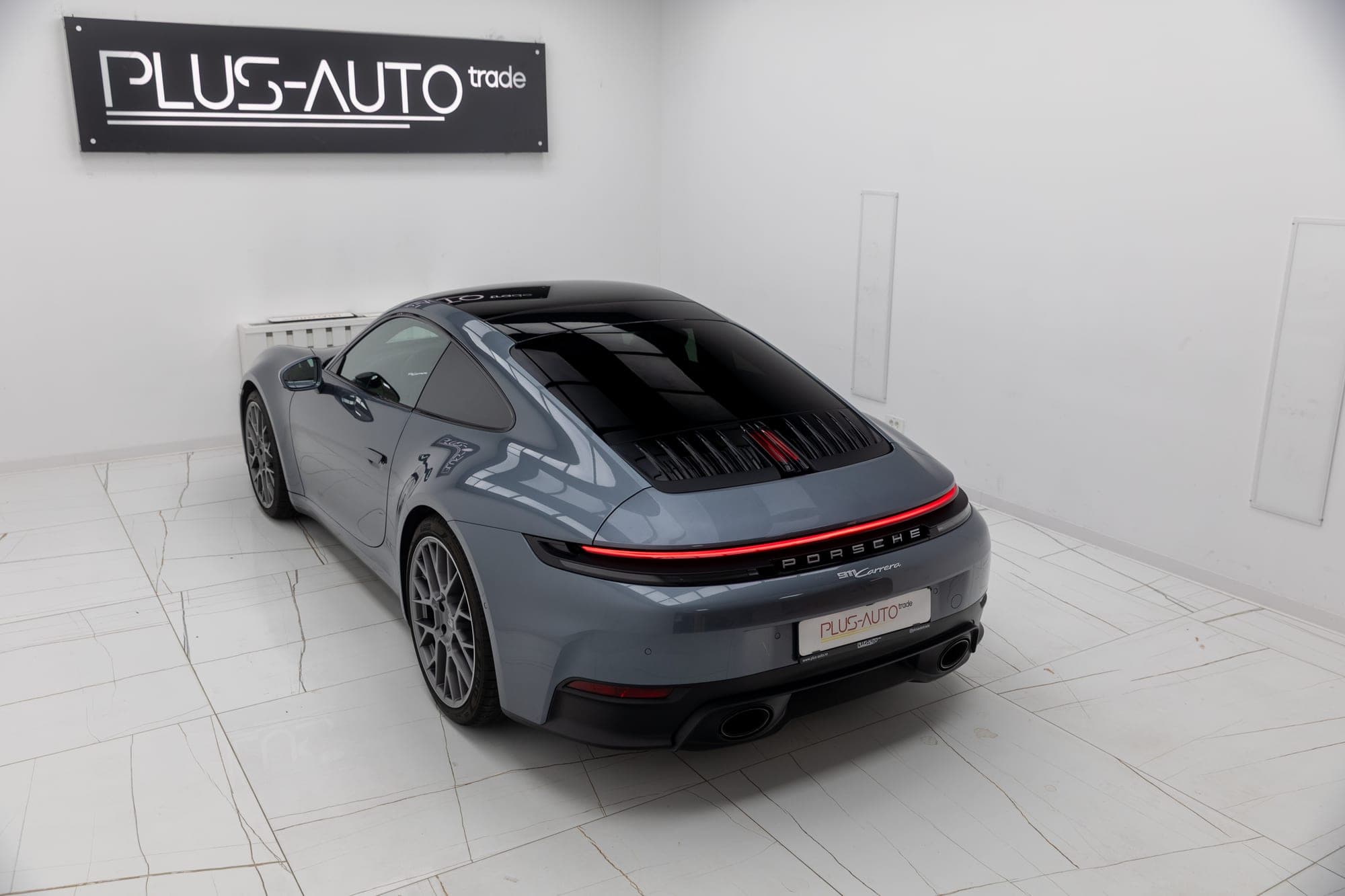 Porsche 911 livrat — selecție 992tst Sibiu · 60