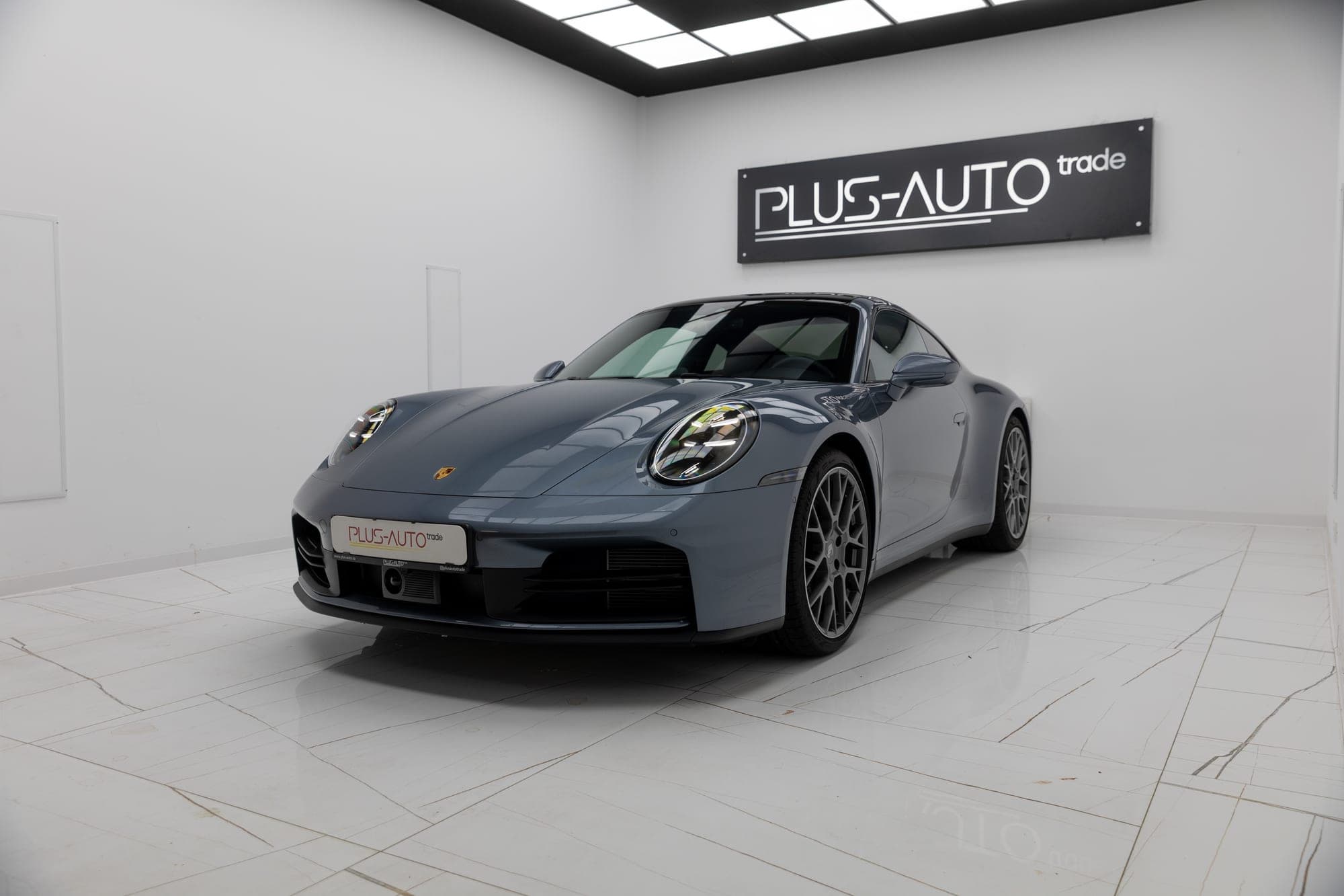 Porsche 911 livrat — selecție 992tst Sibiu · 70